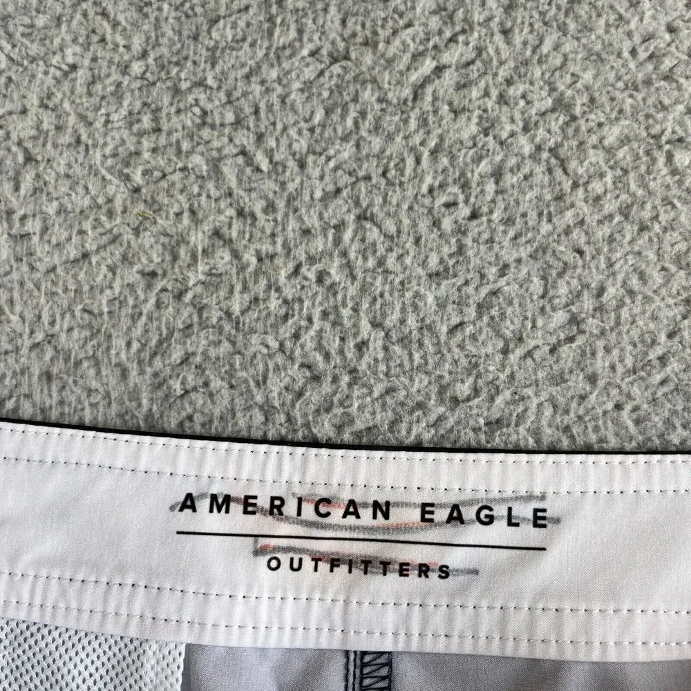 NEW American Eagle Board Shorts Mens Medium Black Red Floral‎ Swim Trunks Hawaii